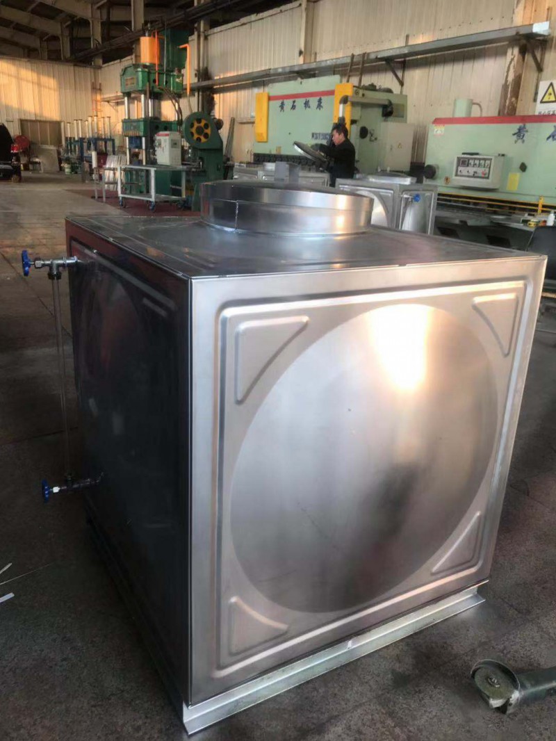 现货供应304不锈钢水箱 天津不锈钢水箱厂家
