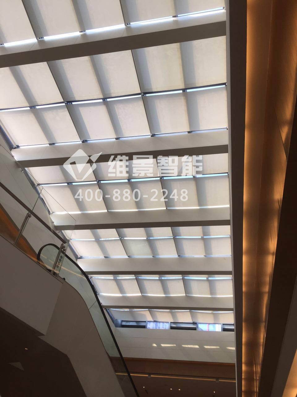电动遮阳帘 电动窗帘 电动遮阳棚厂家  维景智能